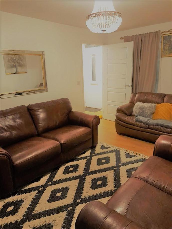 Beautiful 4 Bedroom Treasure Home 赫默尔亨普斯特德 外观 照片